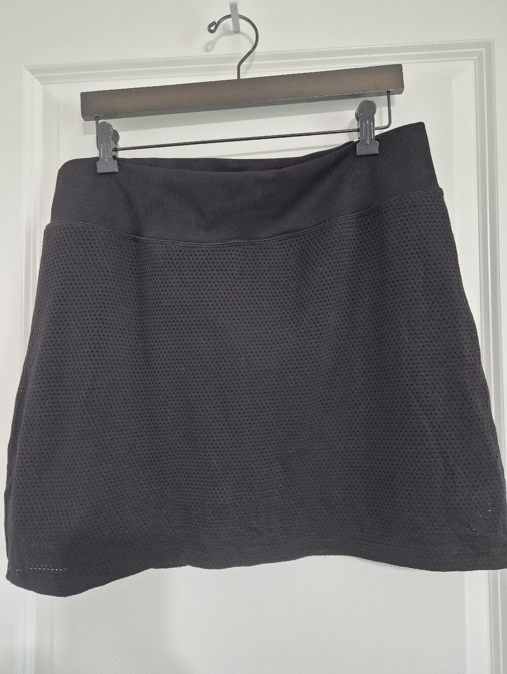 PINK Victoria's Secret XXL Black Mesh Athletic Skort